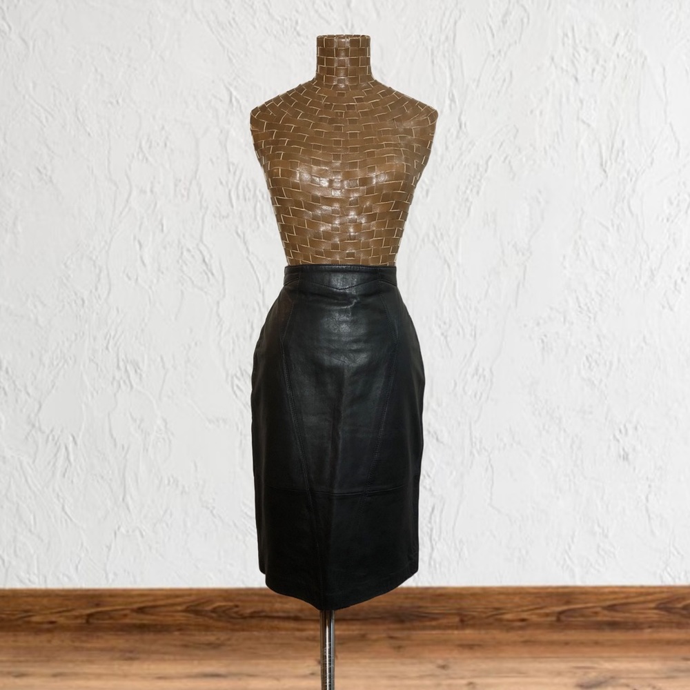 Vintage PARIS SPORT CLUB 100% Leather Skirt